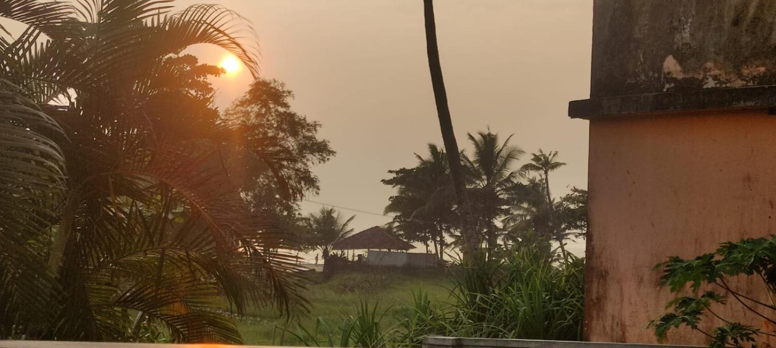 Sandra eco Varkala Exterior foto